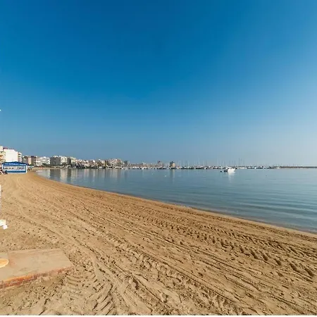 Modern 3 Slaapkamer Appartement, 10 Meter Apartment Torrevieja