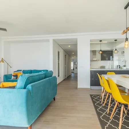 Appartamento Modern 3 Slaapkamer Appartement, 10 Meter Torrevieja